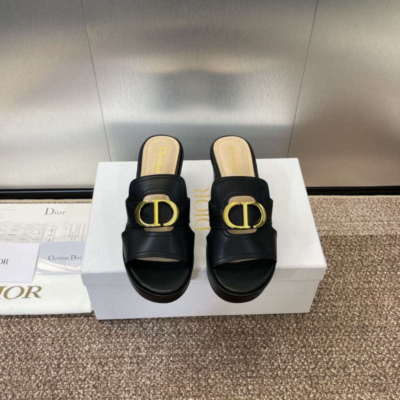 ch**an D*or slippers